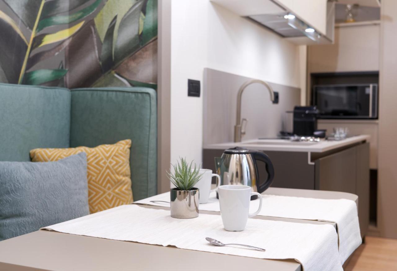 The One Napoli Luxury Apartment Kültér fotó