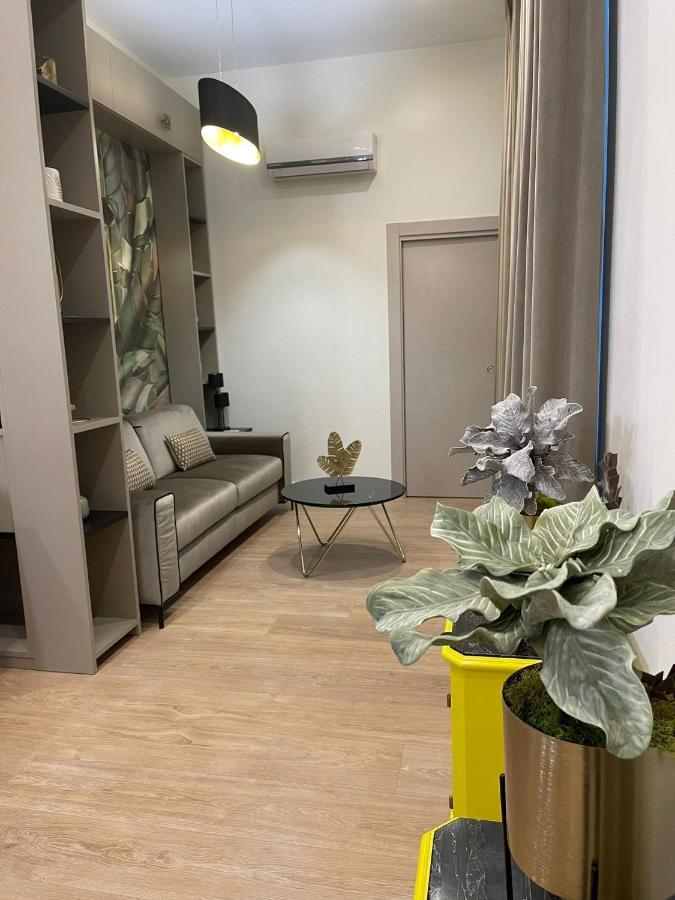 The One Napoli Luxury Apartment Kültér fotó