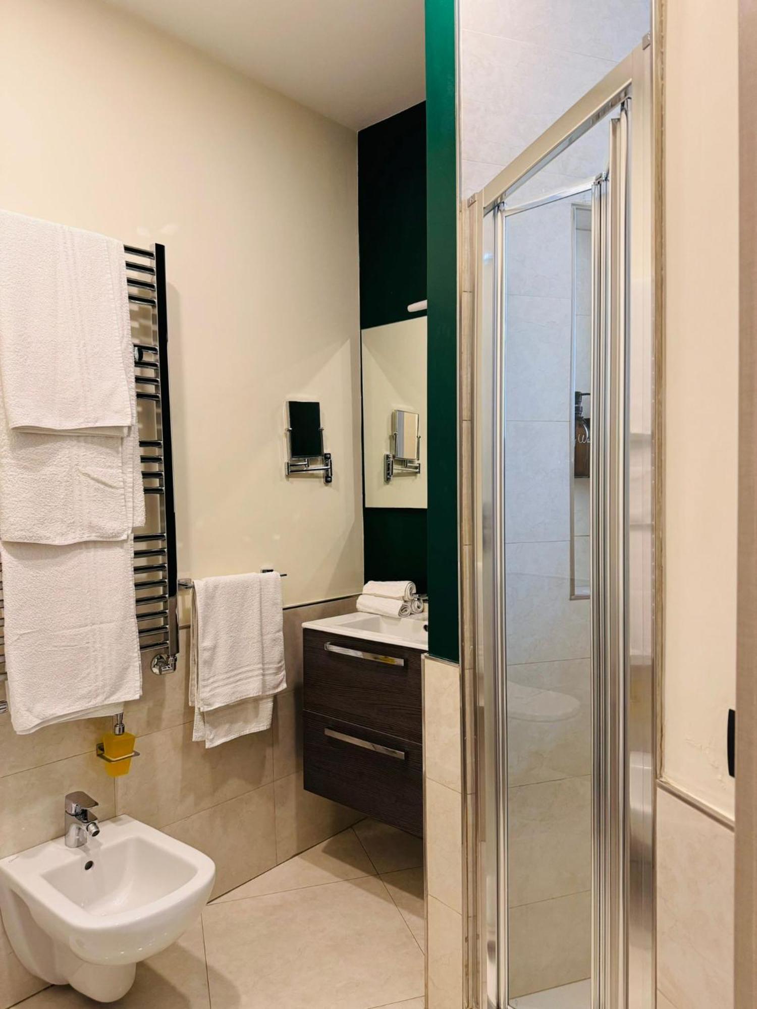 The One Napoli Luxury Apartment Kültér fotó